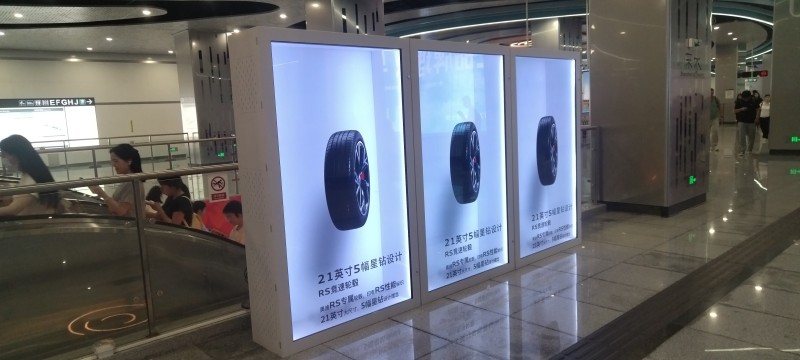 3d透明展示柜